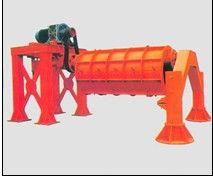 打造(zao)高(gao)質量(liang)水利(li)工(gong)程 山東(dong)萬(wan)特(te)建(jian)材水(shui)泥(ni)涵(han)管設備(bei)廠(chang)家直銷與農(nong)業機(ji)械銷售解(jie)析(xi)